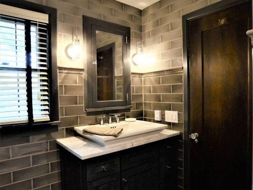 LAKEWOOD Kitchen and Bathrooms